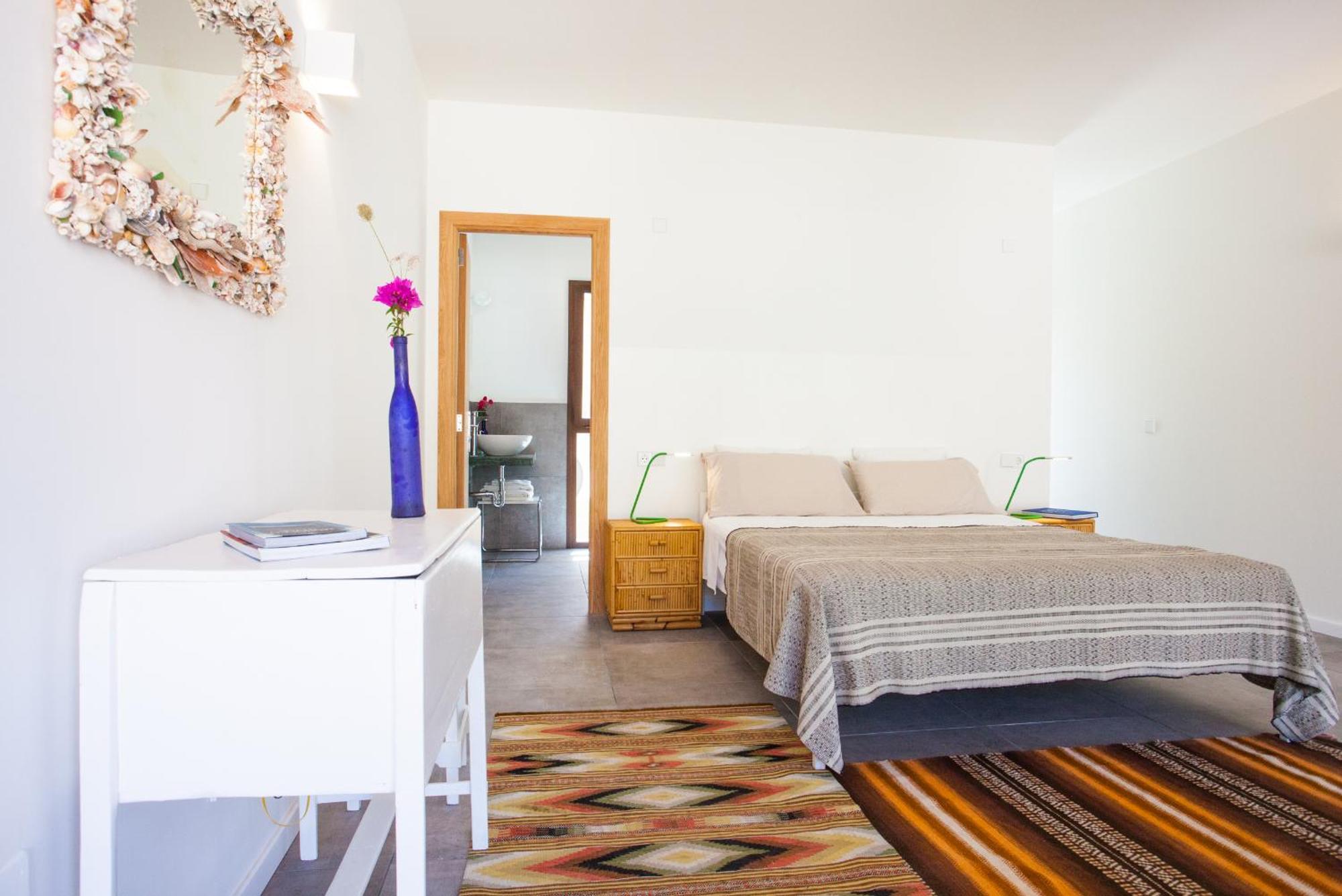 Idayvuelta Home & Suites With Private Pool 塞萨利内斯 外观 照片